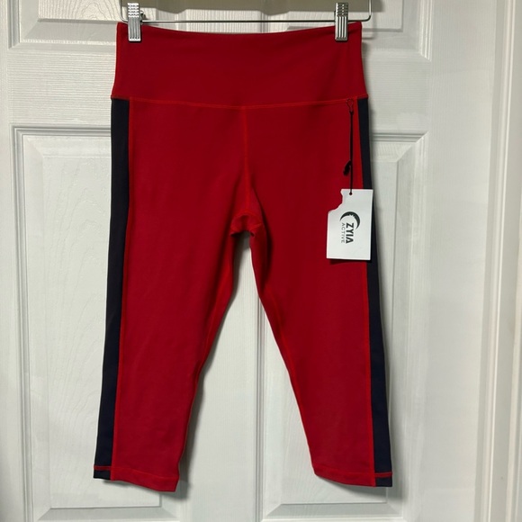 Zyia - Red Royalty Strip Light n Tight Hi-Rise Crop - Picture 2 of 6